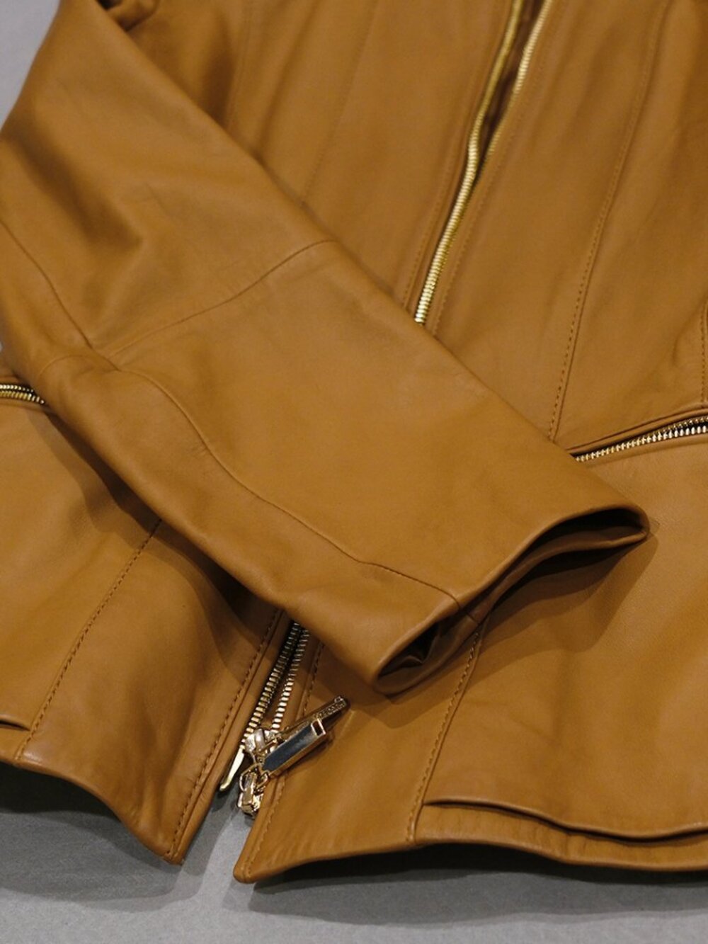 Hugo Boss 100% Calfskin Leather Jacker